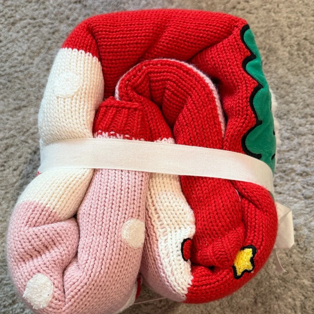 Pottery Barn Teen Hello Kitty Red Green Pink Throw Blanket - Picture 6 of 9